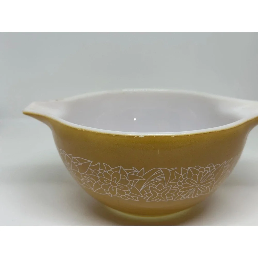 VTG Pyrex‎ Woodland Cinderella Mixing Bowl USA Made White Brown Floral 1970s 80